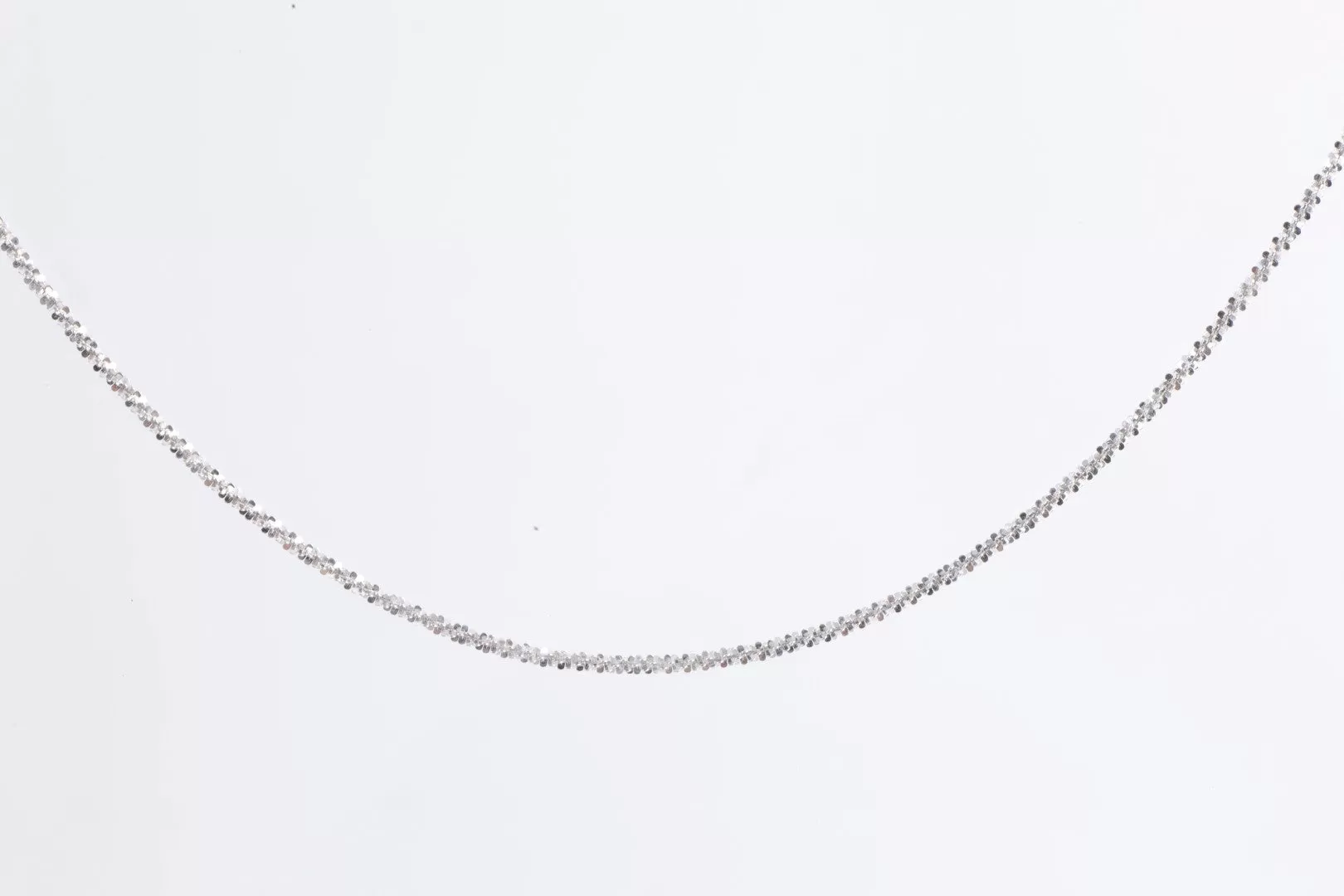 18" 14k White Gold Chain (2.43g.)