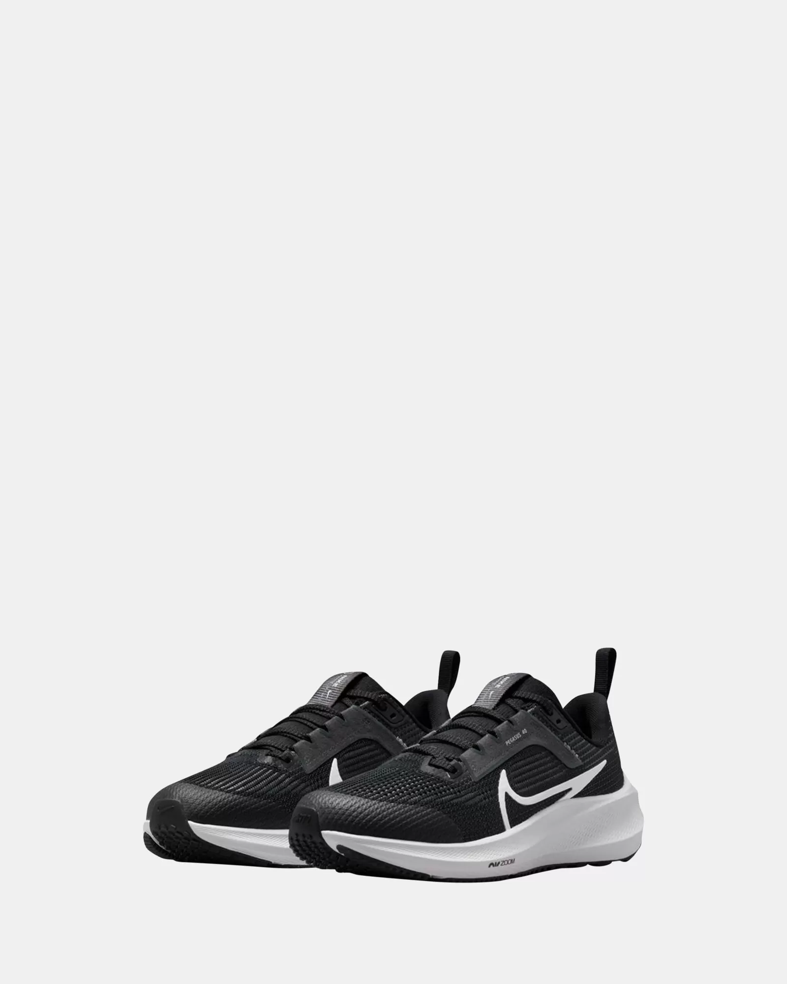 Air Zoom Pegasus 40 Grade School Black/White/Iron Grey