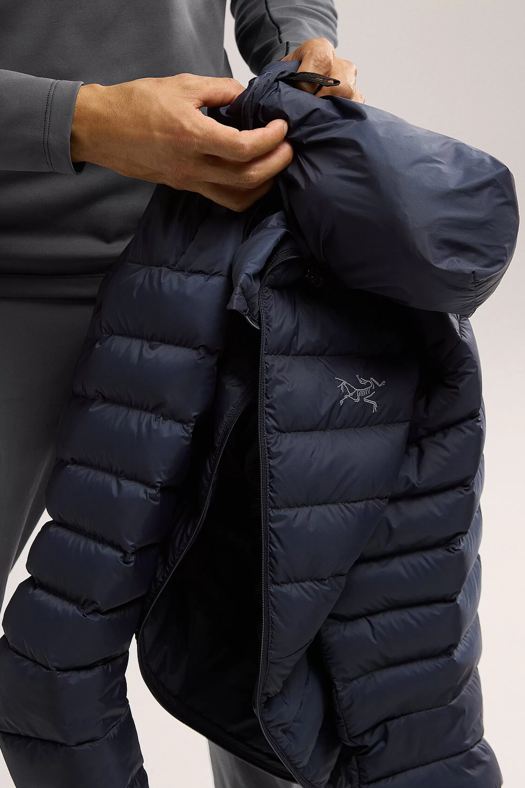 Arc'teryx Men's Cerium Hoody in Black Sapphire