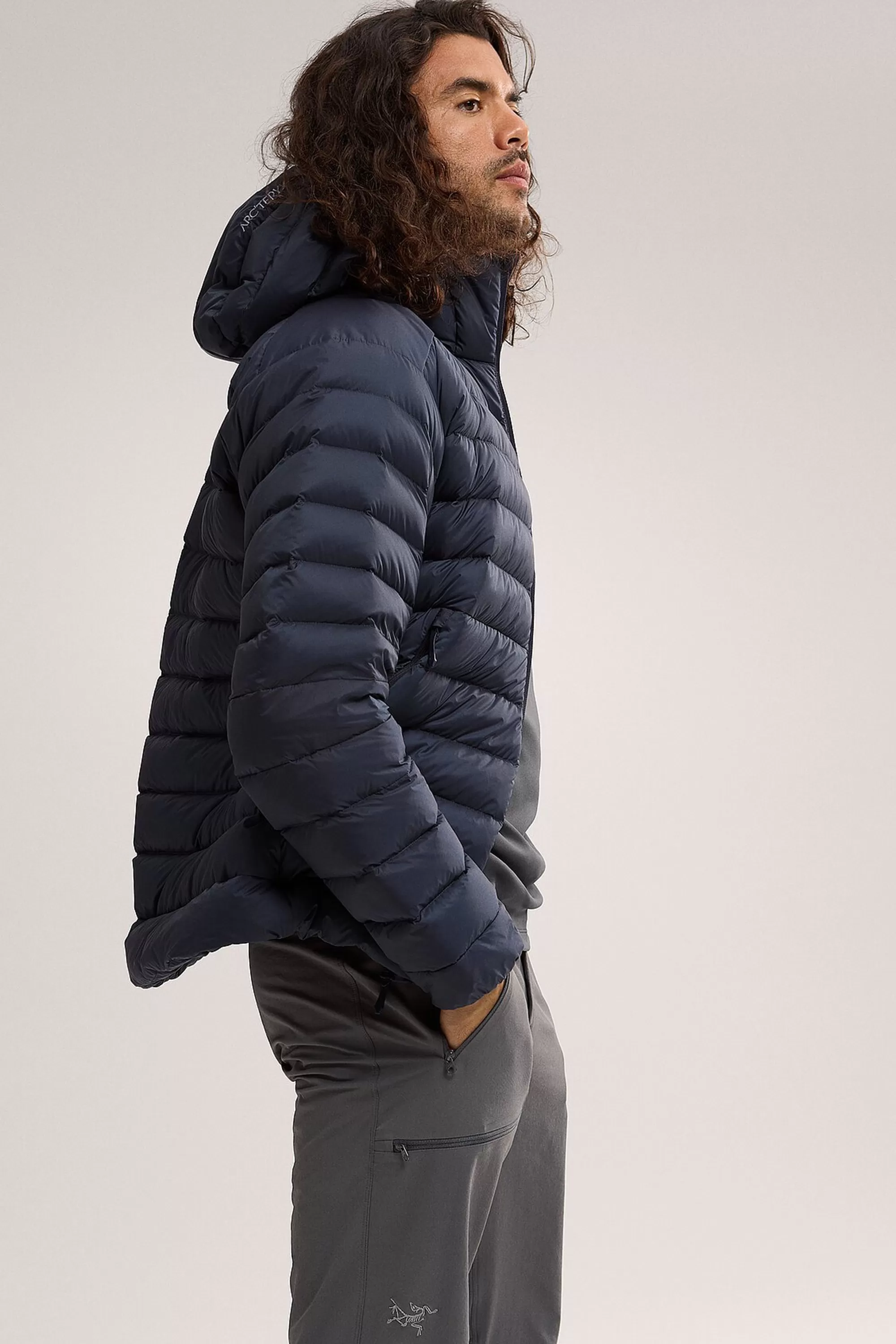 Arc'teryx Men's Cerium Hoody in Black Sapphire