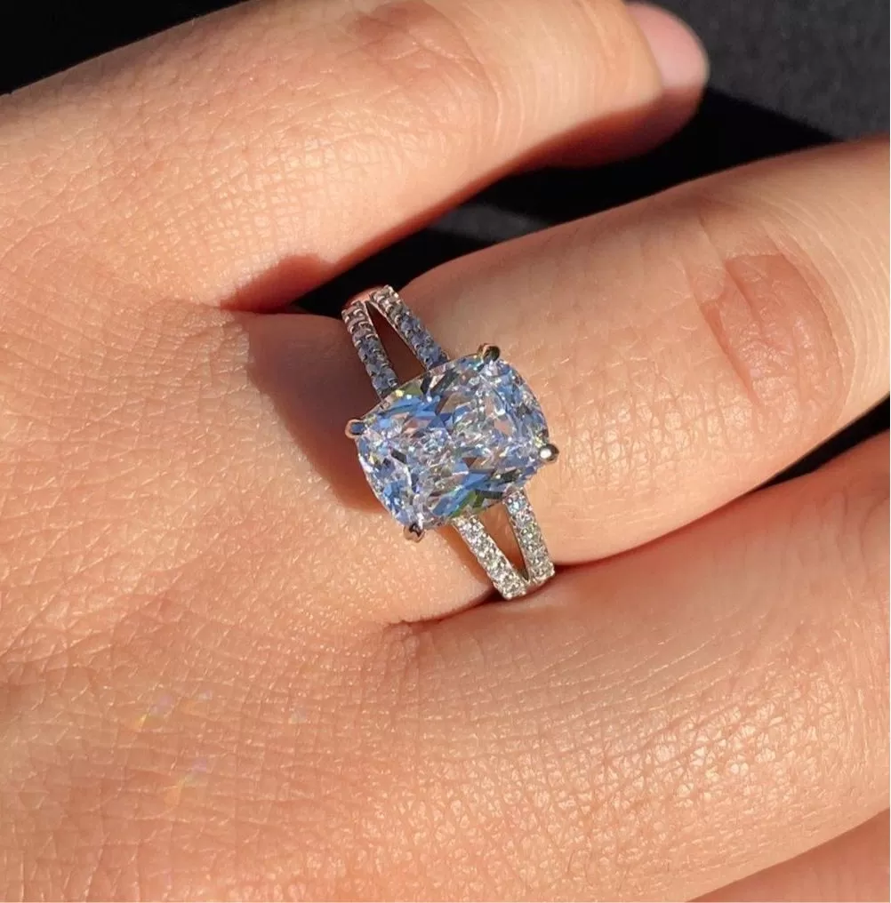 HARPER MOISSANITE RING