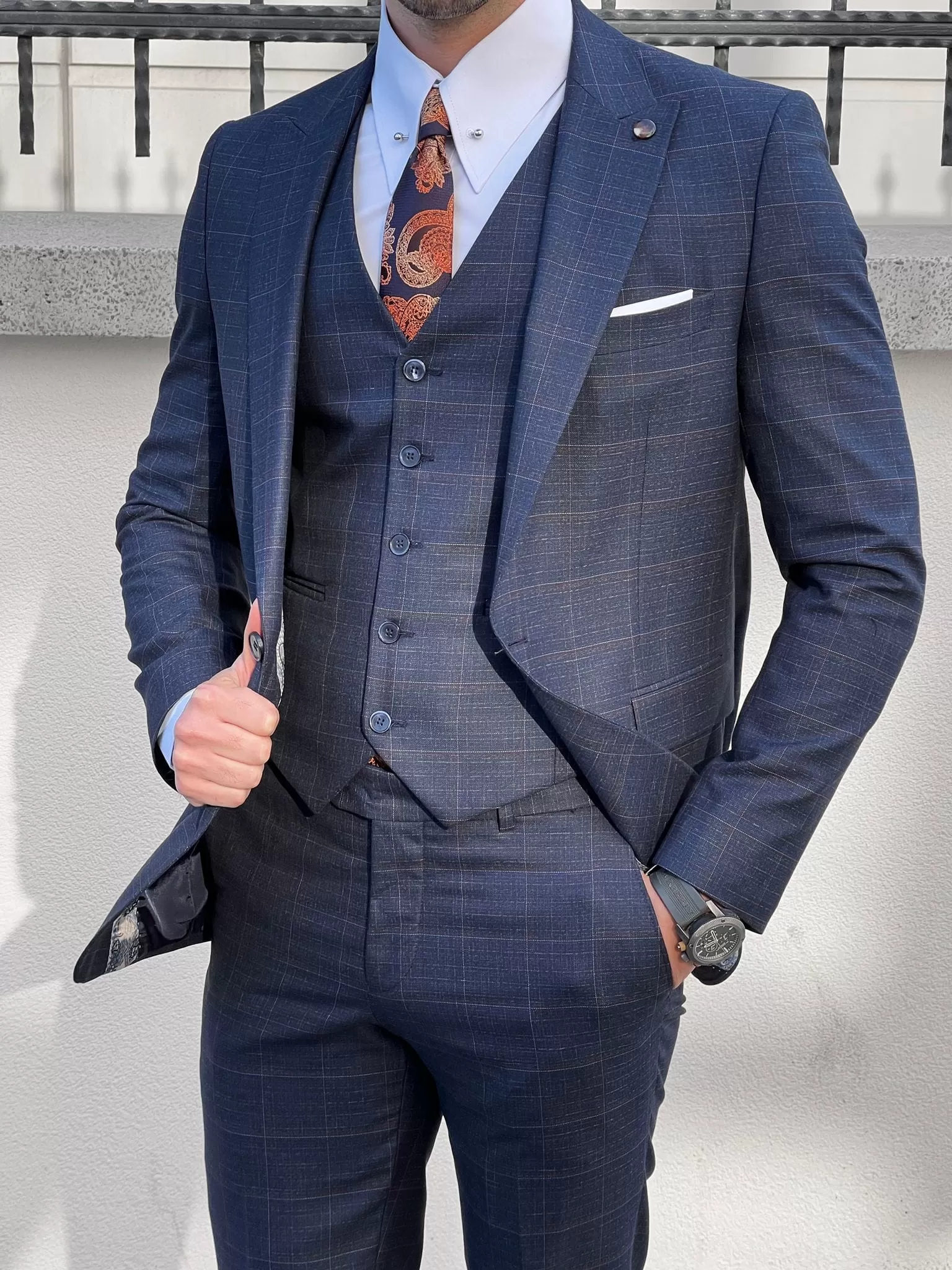 Slim-fit Pointed Collar Vest Navy Blue Business Suit